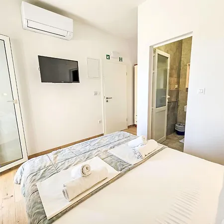 Apartman Studio Balota - Moreska-3 By Interhome